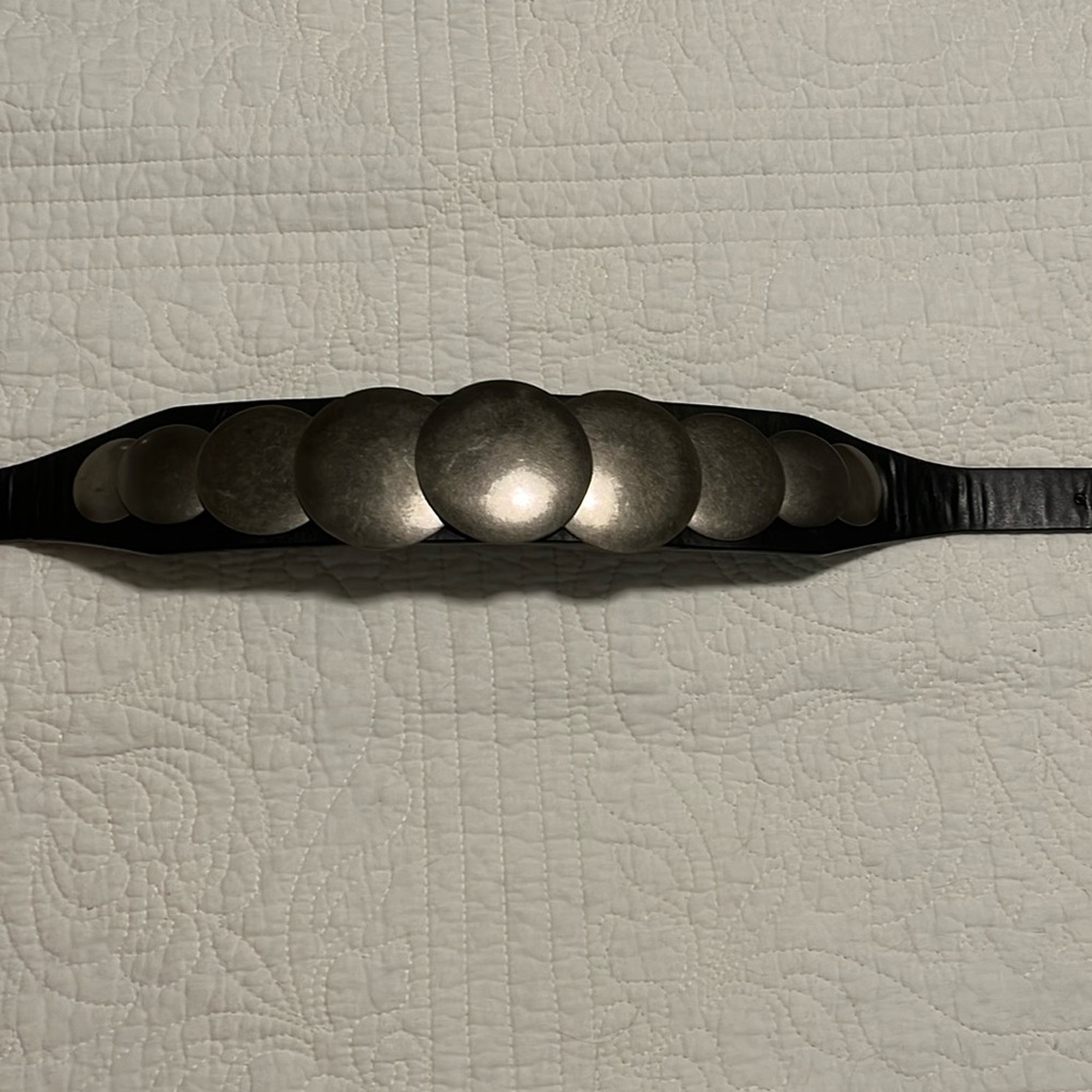 Mid section belt